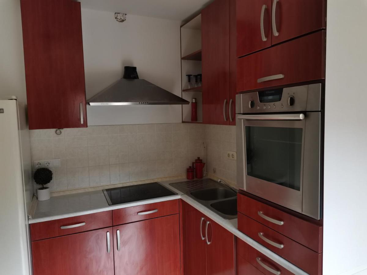 Diana Rooms And Apartment Split Exterior photo